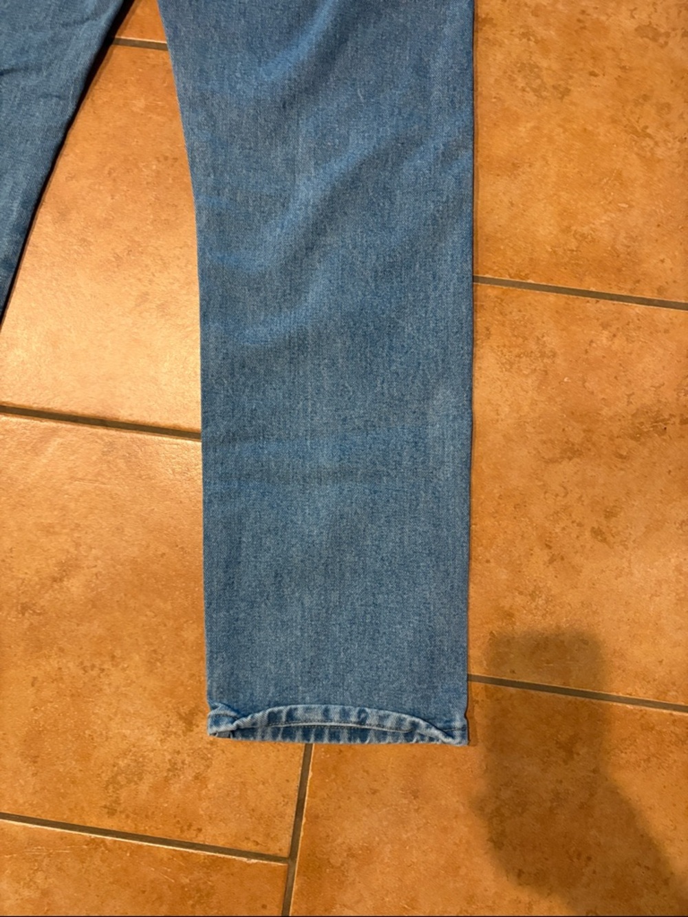 Wrangler Men's Light Blue Straight-Leg Jeans - Picture 16 of 16